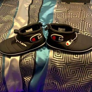 Worn once black champion rally boots